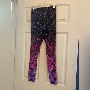 Lululemon leggings size 6